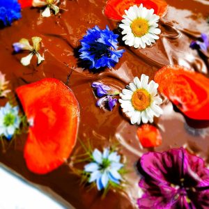 brownie with edible flowers